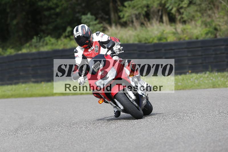 /53 16.09.2025 Track Day Domi Aegerter ADR/Gruppe gelb/109